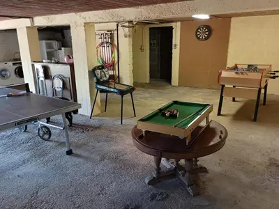 Billard dans l'établissement Maison Bolbec