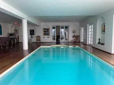 Piscine de l'établissement La chambre des vignerons ou située à proximité