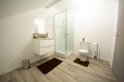 Salle de bains dans l'établissement MALËiKA !!! Superbe T2 HOME STAGING avec parking gratuit !!!