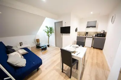 Cuisine ou kitchenette dans l'établissement MALËiKA !!! Superbe T2 HOME STAGING avec parking gratuit !!!