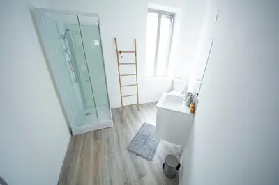 Un ou plusieurs lits dans un hébergement de l'établissement IVOIRIA !!! SUBLIME Studio HOME STAGING AU CENTRE VILLE !!!