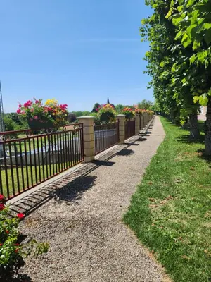 Jardin de l'établissement Gîte de Pierre et Christine