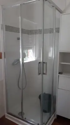 Salle de bains dans l'établissement F4 dans maison au calme près du centre de Chalons en champagne