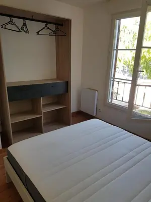 Un ou plusieurs lits dans un hébergement de l'établissement F4 dans maison au calme près du centre de Chalons en champagne