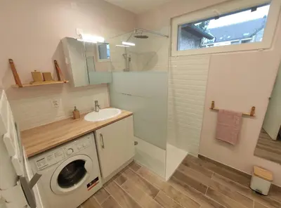 Salle de bains dans l'établissement Superbe Duplex en plein cœur de Crépy-en-Valois