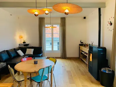 Coin salon dans l'établissement Maisonnette du coteau ouest - Jardin et terrasse - Epernay