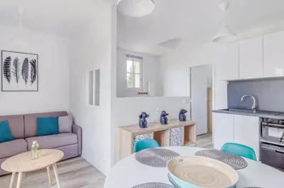 Cuisine ou kitchenette dans l'établissement Le 12 - Freedomus Marne-la-Vallée