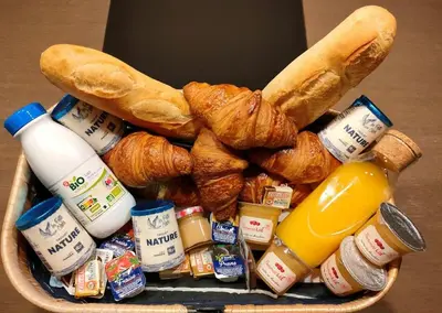 Nourriture dans l'appartement ou à proximité