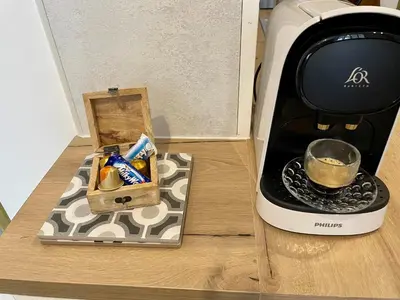 Plateau bouilloire dans l'établissement Joli appartement au coeur de ville