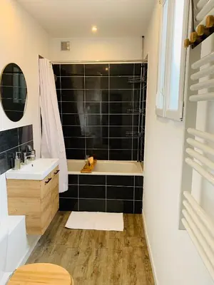 Salle de bains dans l'établissement Nice cocooning apartment for a relaxing moment