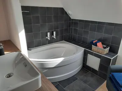 Salle de bains dans l'établissement LE RELAIS