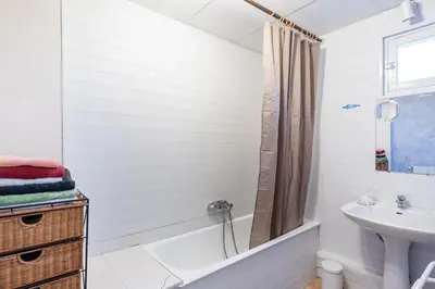 Salle de bains dans l'établissement La Pierre Blanche