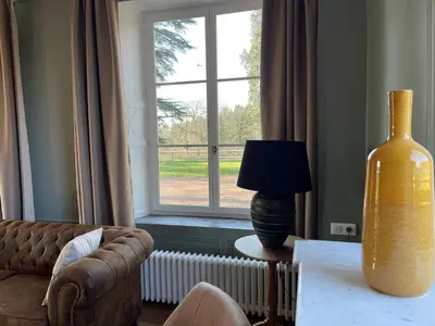 Coin salon dans l'établissement Domaine Des Loches ****