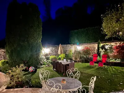 Jardin de l'établissement Le Mas De Retheuil