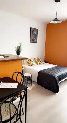 Un ou plusieurs lits dans un hébergement de l'établissement Reims voyage