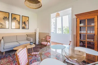 Coin salon dans l'établissement MOULINS - Maison cosy au cœur de Reims