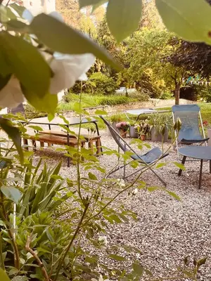 Jardin de l'établissement Maison de famille du 17ème siècle I Proche Senlis Chantilly Compiègne Paris