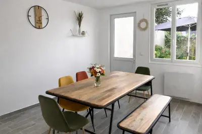 Plan de l'établissement Coliving équipé avec terrasse - WiFi rapide, cuisine complète, centre-ville - idéal séjour pro ou longue durée
