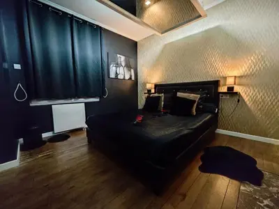 Coin salon dans l'établissement La Demeure d'Ana - Hébergement insolite
