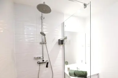 Salle de bains dans l'établissement KASA SAINT QUENTIN - Tout équipé & Cosy