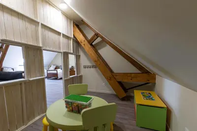 Coin salon dans l'établissement GITE ENTRE TERRES ET VIGNES à la ferme avec SPA privatif en CHAMPAGNE à une heure de Paris