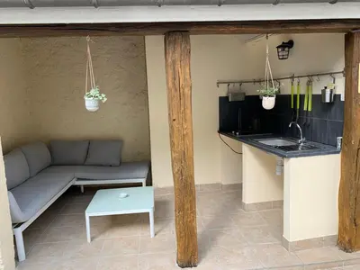Cuisine ou kitchenette dans l'établissement LA VILLA CAPUCINE