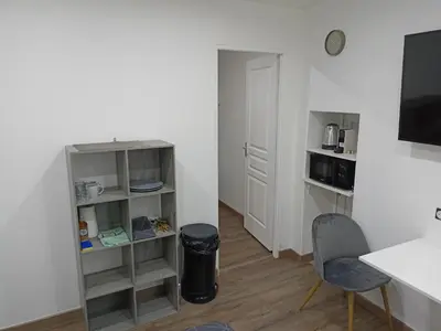 Cuisine ou kitchenette dans l'établissement Chambre indépendante en plein centre Ville