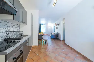 Cuisine ou kitchenette dans l'établissement L Ethique de Sedan