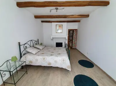 Un ou plusieurs lits dans un hébergement de l'établissement Gîte de l'Etrier 3 * : Le calme à la campagne !