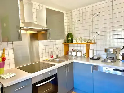 Cuisine ou kitchenette dans l'établissement BERNARDINE - Hyper Centre Reims Parking Inclus
