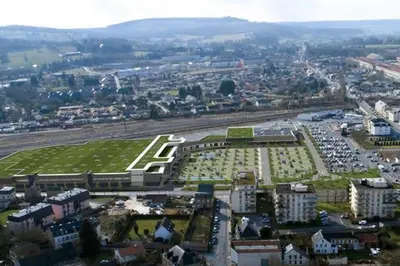 Vue générale sur Sedan ou vue de la ville depuis l'appartement