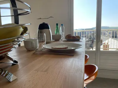 Balcon ou terrasse dans l'établissement Appartement chaleureux , cosy, bien équipé et bien placé