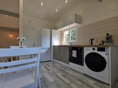 Cuisine ou kitchenette dans l'établissement Au Chalet de la Nature