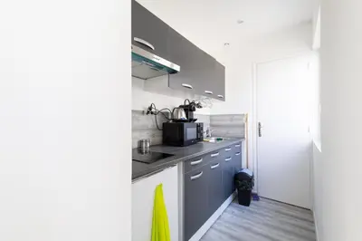 Cuisine ou kitchenette dans l'établissement GLM GROUPE - GLM Résidences 1