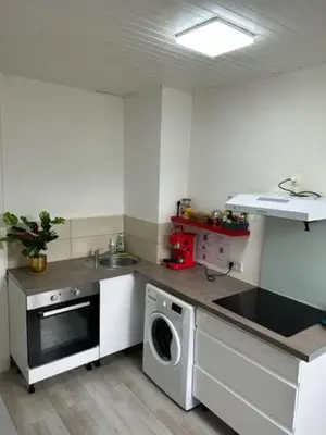 Cuisine ou kitchenette dans l'établissement Richelieu 2 chez Adrien