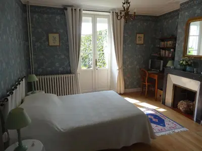 Un ou plusieurs lits dans un hébergement de l'établissement La Maison Blanche