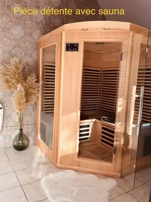 Plan de l'établissement Chez Lilly & Cie 10 à 12 personnes avec sauna et piscine