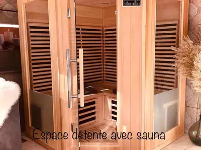 Plan de l'établissement Chez Lilly & Cie 10 à 12 personnes avec sauna et piscine