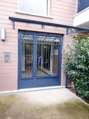 Façade ou entrée de l'établissement Appartement studio O fil de l'O à 12 kilomètres de Disneyland Paris