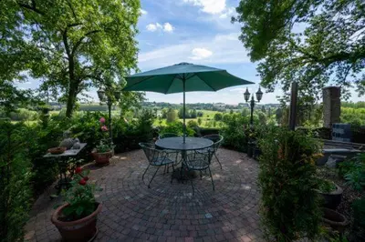 Jardin de l'établissement Au Chantecler