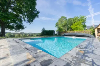 Piscine de l'établissement Au Chantecler ou située à proximité