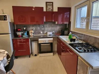 Cuisine ou kitchenette dans l'établissement Maison de campagne