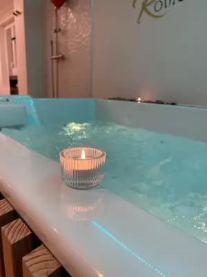 Plan de l'établissement Love room Unique - Sauna / Jacuzzi