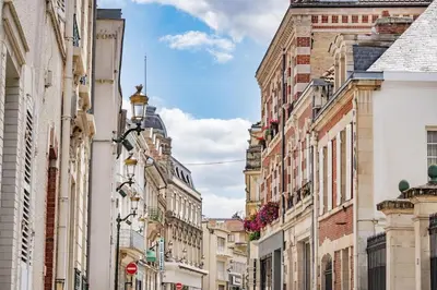 Vue générale sur Épernay ou vue de la ville depuis l'appartement
