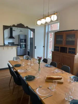 Cuisine ou kitchenette dans l'établissement Le Haut 33 : Maison bourgeoise de caractère à Laon