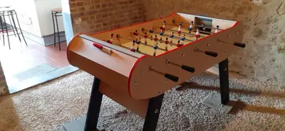 Salle de jeux dans l'établissement Le Haut 33 : Maison bourgeoise de caractère à Laon