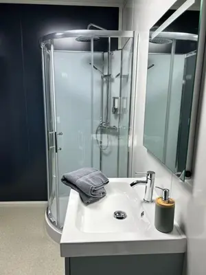 Salle de bains dans l'établissement Les Chambres de Campagne