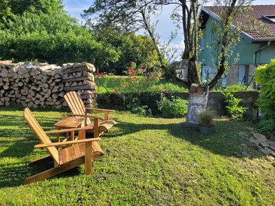 Jardin de l'établissement Maison Lombardi - Gite 6 Personnes 4 étoiles