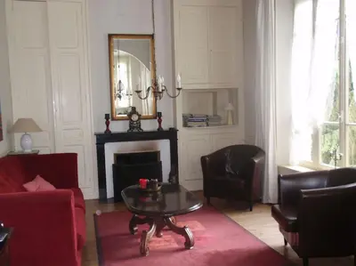 Coin salon dans l'établissement Hotel de la Gare