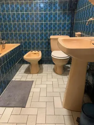 Salle de bains dans l'établissement Appartement proche basilique Saint Rémi